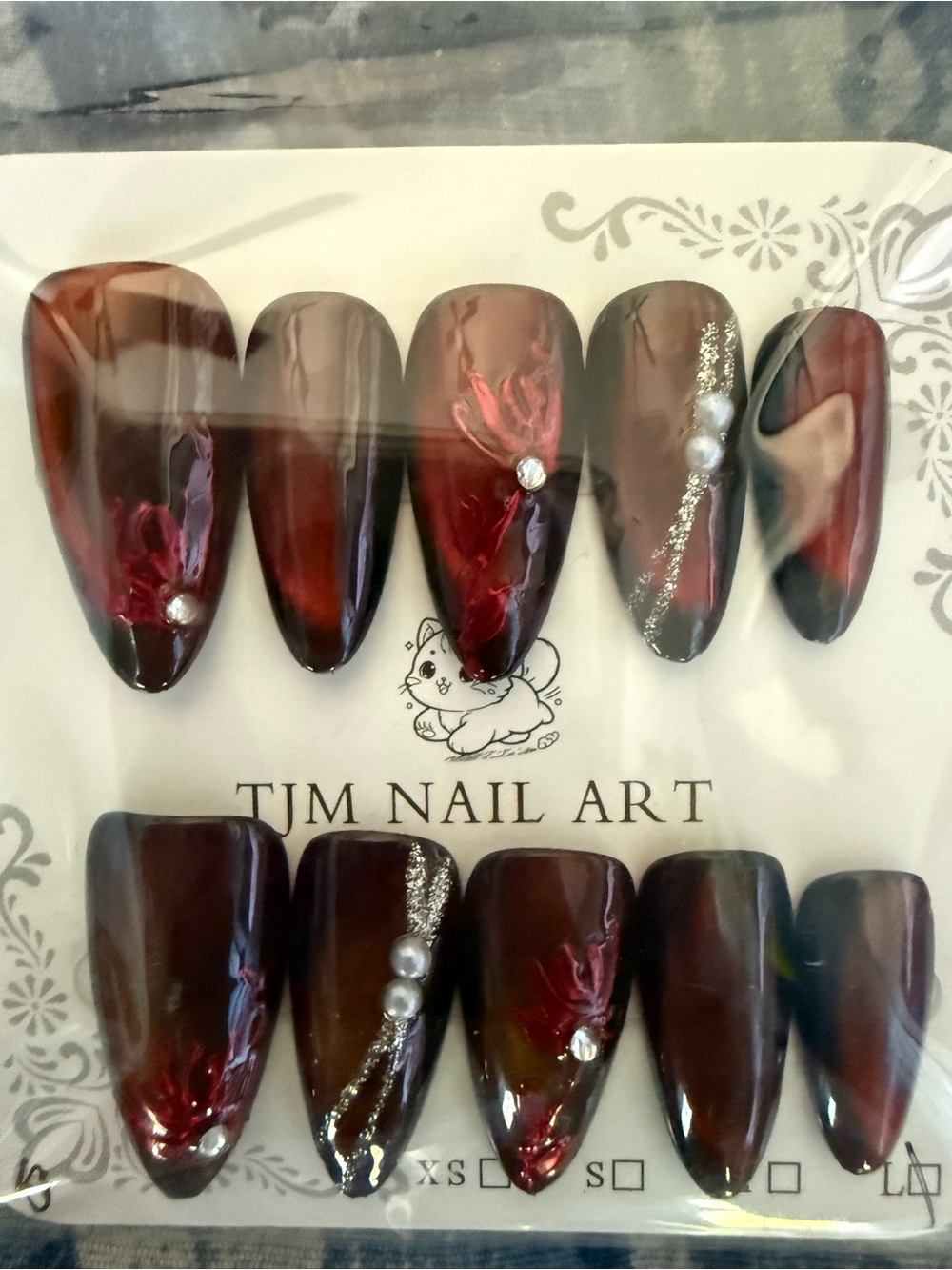 TJM Nail Art Deep Red Marbles glossy acrylic Press-On Nails with Rhinestones